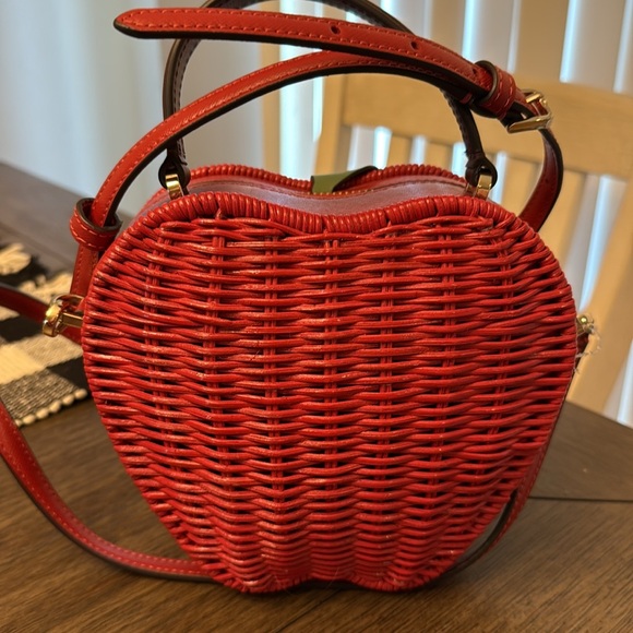 Kate Spade Honeycrips Apple Basket Crossbody Bag; EUC, Like New! - Picture 8 of 13